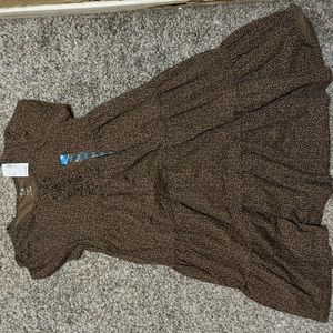 NWT Ditsy Floral Dress